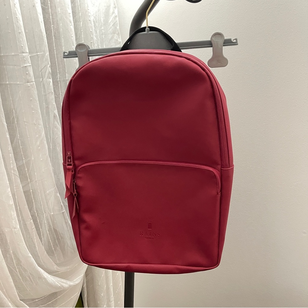 Rains backpack 🎒 good condition